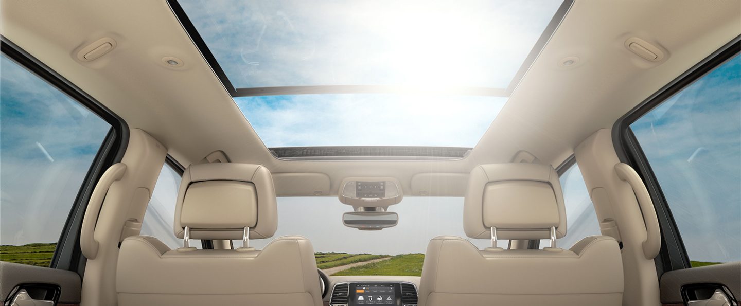 2020 Jeep Grand Cherokee Interior - Standard Medicine Hat Chrysler Dodge  Jeep Ram